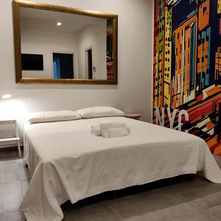 شقة Casa Dante غالاتينا